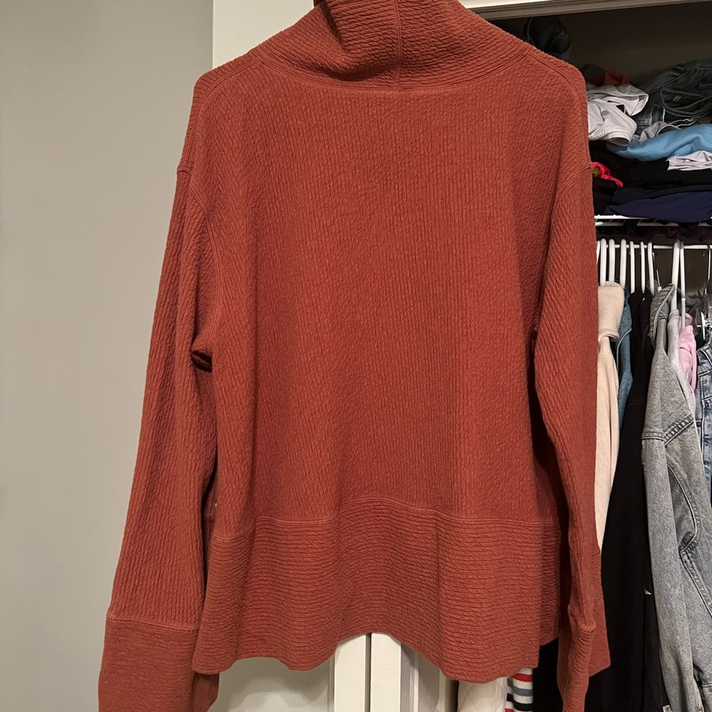 Lululemon Pullover - image 2